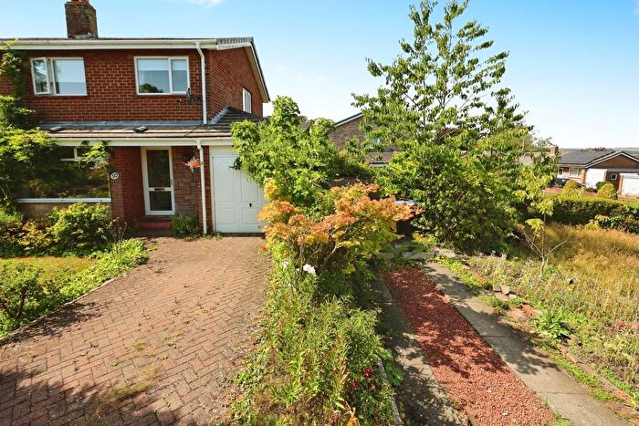 3 Bedroom Semi-Detached House For Sale In Bankwell Drive, High Etherley, DL14