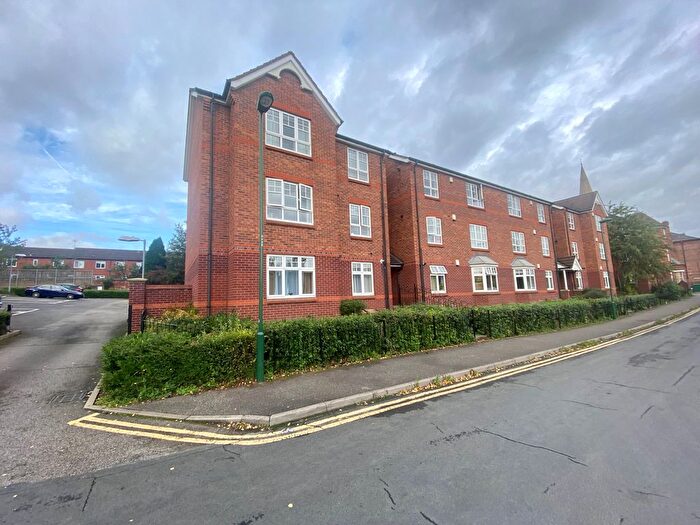 2 Bedroom Flat To Rent In Cleeves Court, Nottingham, NG7