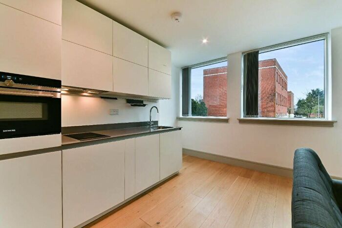 Studio To Rent In Coleridge Gardens, London, SW10