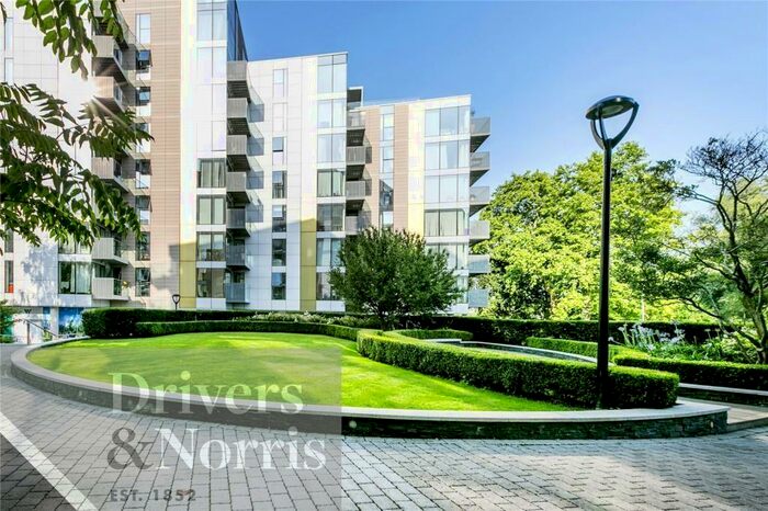 1 Bedroom Apartment To Rent In Watersreach Apartments, Manor House, London, N4