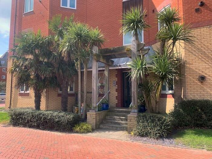 2 Bedroom Apartment To Rent In Quebec Quay, Liverpool, L3