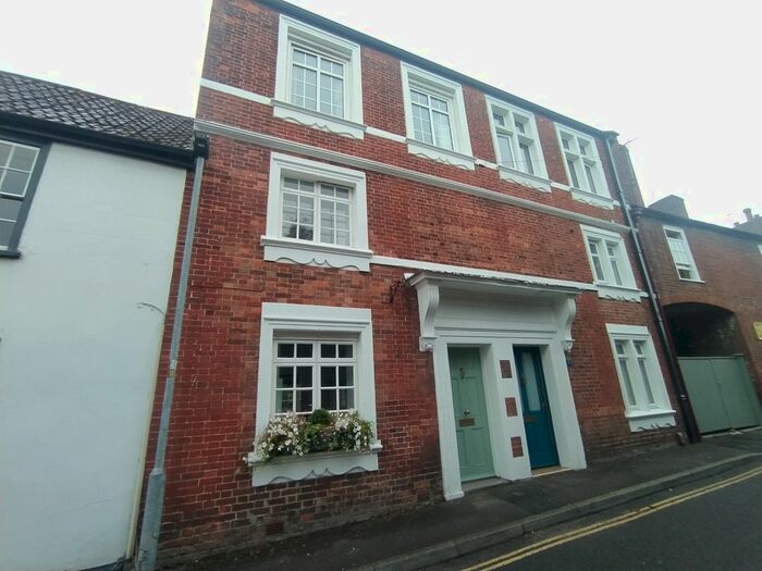 3 Bedroom Property To Rent In Church Street, Ashburton, Westbury, BA13