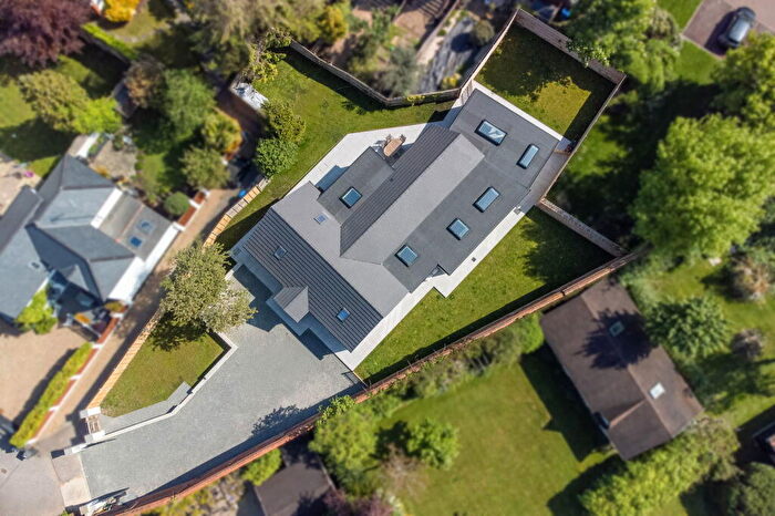 5 Bedroom Detached Bungalow For Sale In Lock Mead, Maidenhead River Area, SL6