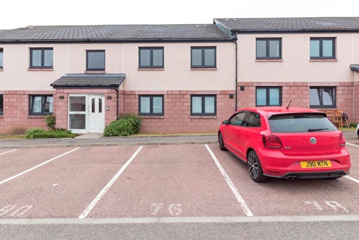2 Bedroom Flat To Rent In Cairnie Loan, Arbroath, Angus, DD11