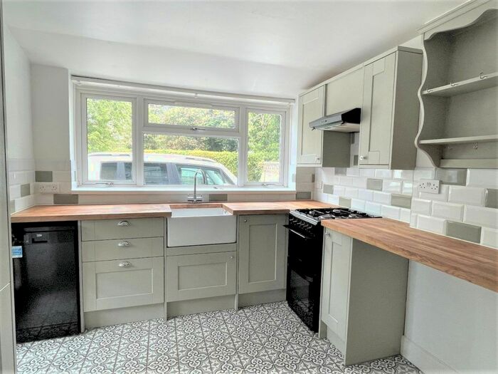 1 Bedroom Flat To Rent In Chase Road, Ross-On-Wye, HR9