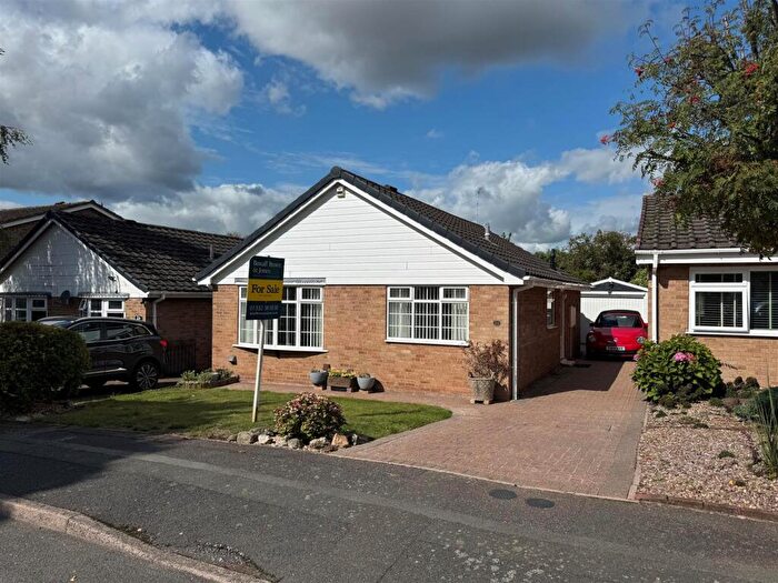 2 Bedroom Bungalow For Sale In Briarwood Way, Littleover, Derby, DE23