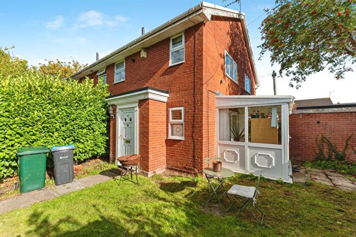 1 Bedroom Semi Detached House For Sale In Chester Street, Saltney, Chester, CH4