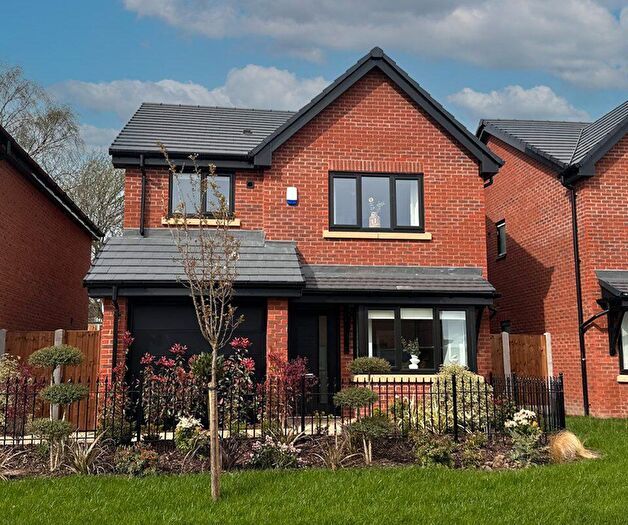 3 Bedroom Detached House For Sale In Ashway Park, Bradwell, Newcastle-under-Lyme, ST5