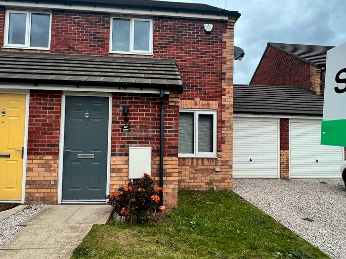 2 Bedroom Semi-Detached House To Rent In Hemans Street, Bootle, Liverpool, L20