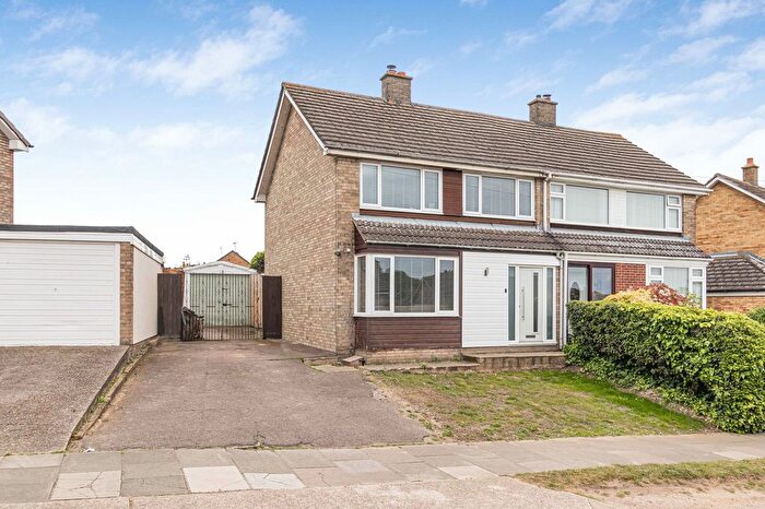 3 Bedroom Semi Detached House For Sale In Bridgwater Road, Ipswich, IP2