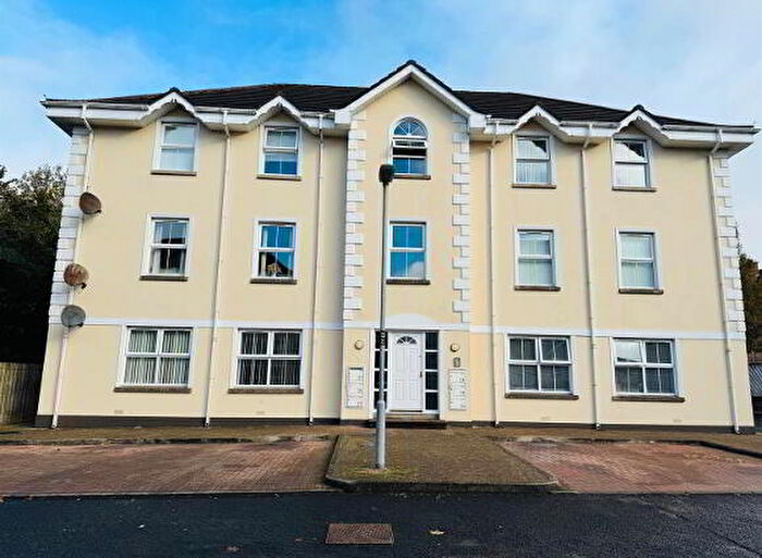 2 Bedroom Apartments For Sale In Sandale Park, Derry, BT48