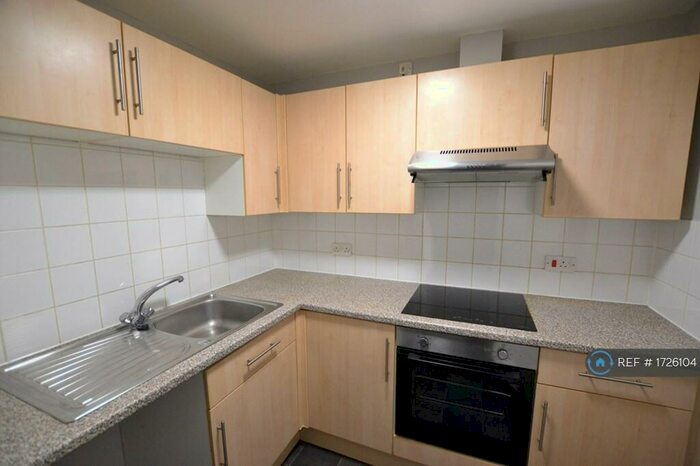 2 Bedroom Flat To Rent In Christchurch Road, Bournemouth, BH7