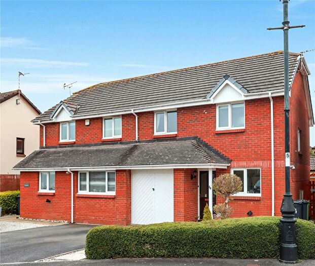 3 Bedroom Semi Detached House For Sale In Hele Lane, Roundswell, Barnstaple, EX31