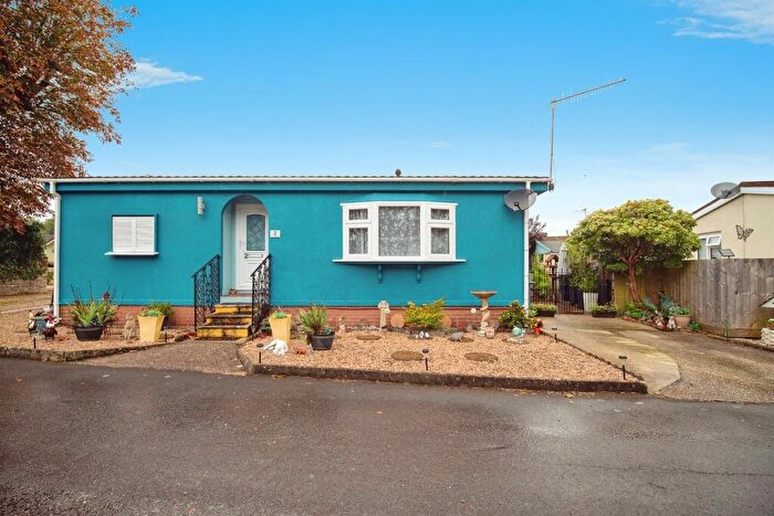 2 Bedroom Park Home For Sale In Oaklands Park, Crossways, Dorchester, DT2
