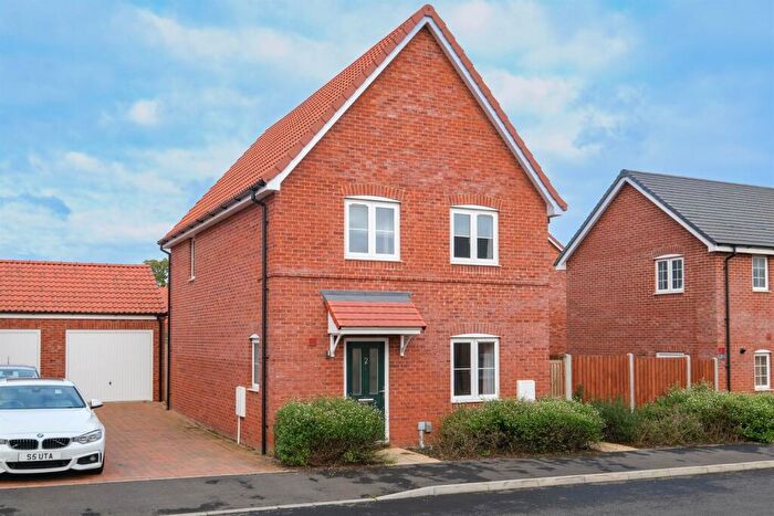 3 Bedroom House To Rent In Wintergreen Way, Norwich, NR4