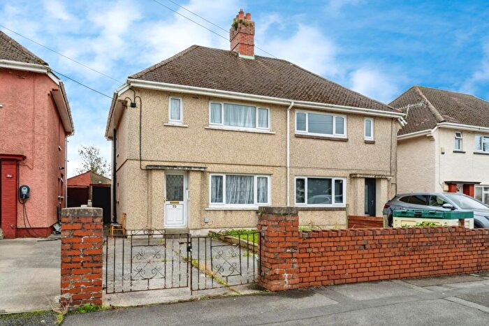 3 Bedroom Semi-Detached House For Sale In Brynawel Road, Gorseinon, Swansea, SA4