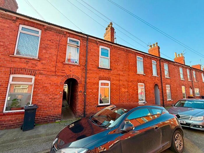 3 Bedroom Terraced House For Sale In Hood Street, Lincoln, LN5