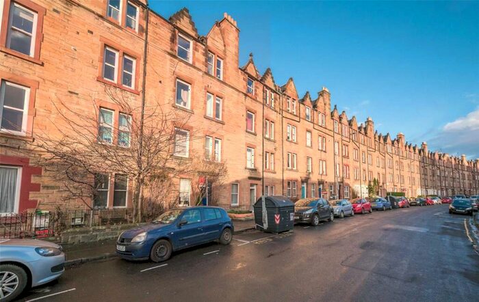 2 Bedroom Flat To Rent In Temple Park Crescent, Edinburgh, EH11