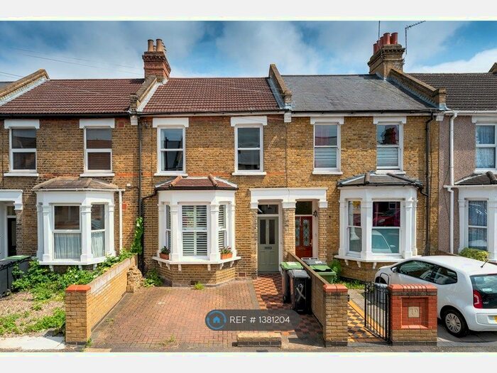 3 Bedroom Terraced House To Rent In Jutland Road, London, SE6