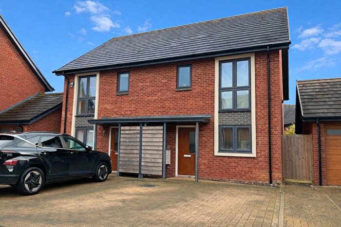 2 Bedroom Semi Detached House For Sale In Buildwas Close, Daventry, Northamptonshire, NN11