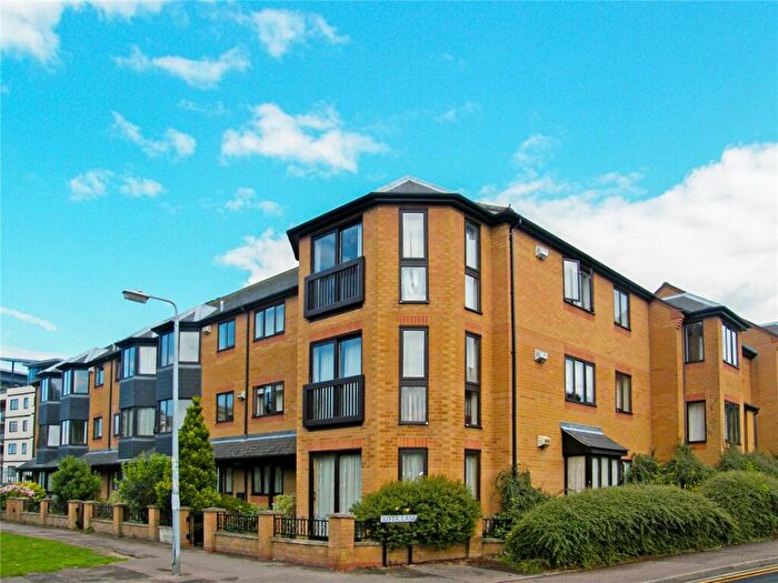 1 Bedroom Apartment To Rent In The Mallards, River Lane, Cambridge, CB5