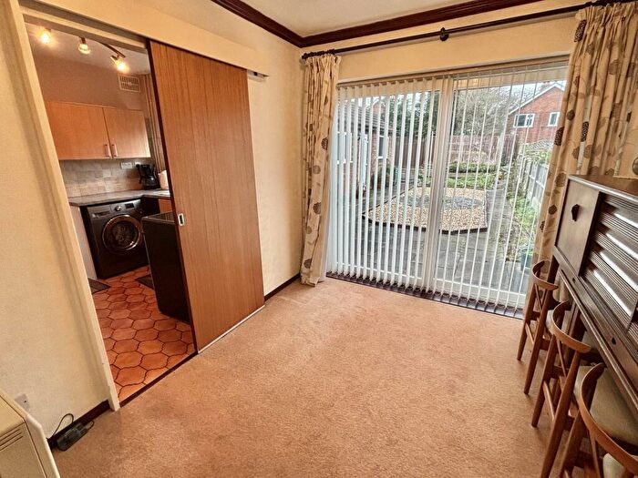 3 Bedroom Semi-Detached House For Sale In Wareham Road, Blaby, Leicester, Leicestershire., LE8