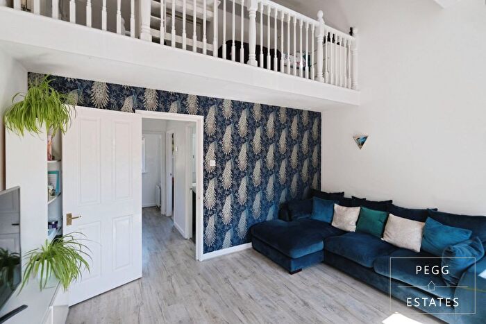 2 Bedroom Terraced House For Sale In Heron Way, Torquay, TQ2