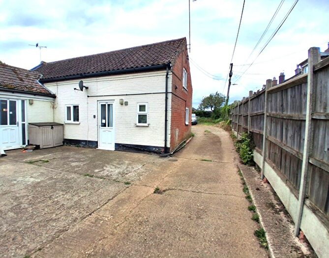2 Bedroom Property To Rent In Station Street, Swaffham, PE37