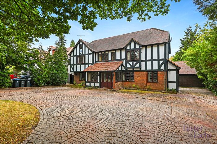 6 Bedroom Detached House For Sale In Manor Road, Chigwell, Essex, IG7