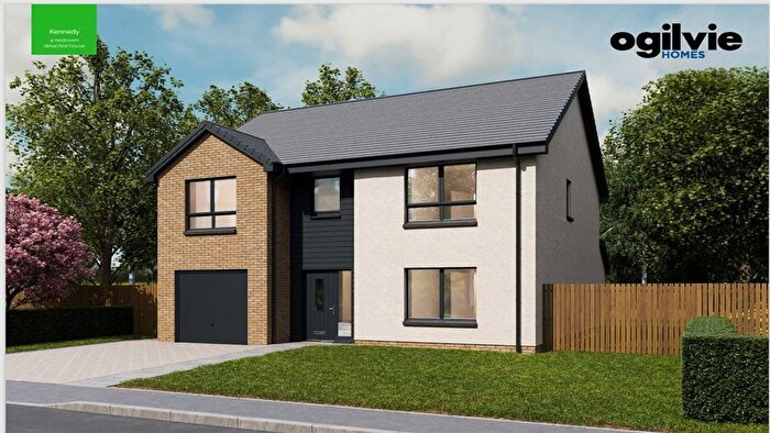4 Bedroom Detached House For Sale In Weavers Lane, Cairneyhill, KY12