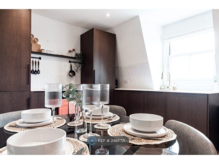 2 Bedroom Flat To Rent In Mitcham Road, London, SW17