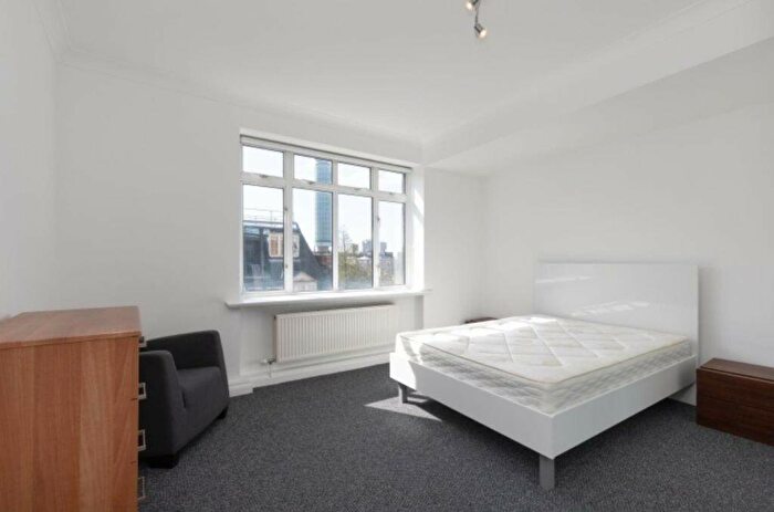 2 Bedroom Apartment To Rent In Warren Court, Euston Road, Fitzrovia, NW1