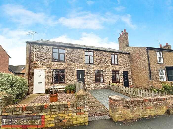 2 Bedroom Property To Rent In Cambridge Road, Ely, CB7