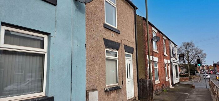 2 Bedroom End Of Terrace House To Rent In Derby Road, Chesterfield, S40