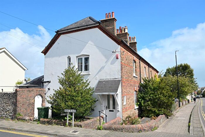 2 Bedroom End Of Terrace House For Sale In Church Street, Old Town, Eastbourne, BN21