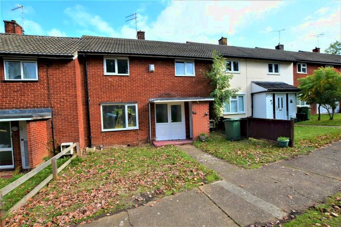 2 Bedroom Terraced House To Rent In Vange Hill Drive, Basildon, SS16