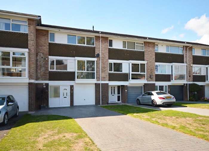 4 Bedroom Town House For Sale In Dragons Hill Gardens, Keynsham, Bristol, BS31