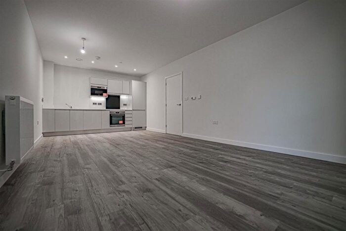 1 Bedroom Flat For Sale In North Woolwich Road, Royal Docks, E16