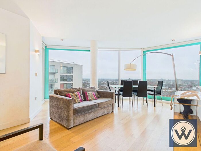 3 Bedroom Flat For Sale In Navigation Building, Station Approach, Hayes, UB3