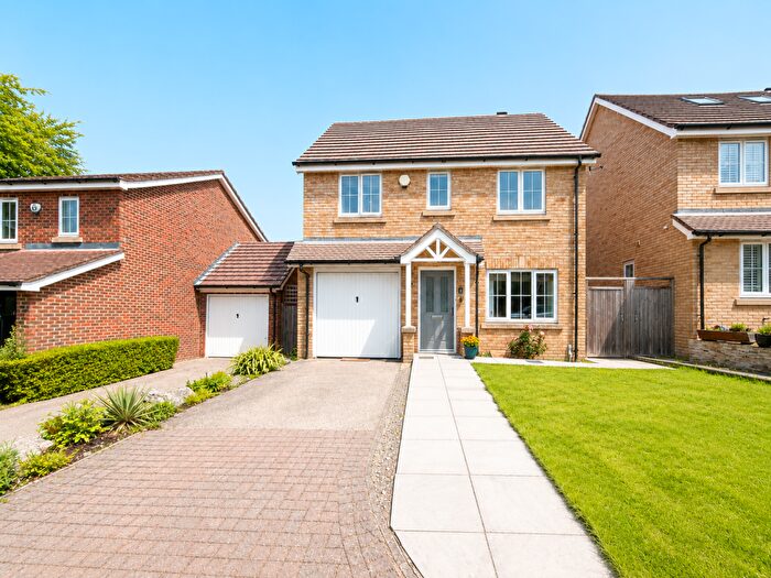 3 Bedroom Detached House For Sale In Porthallow Close, Orpington, BR6