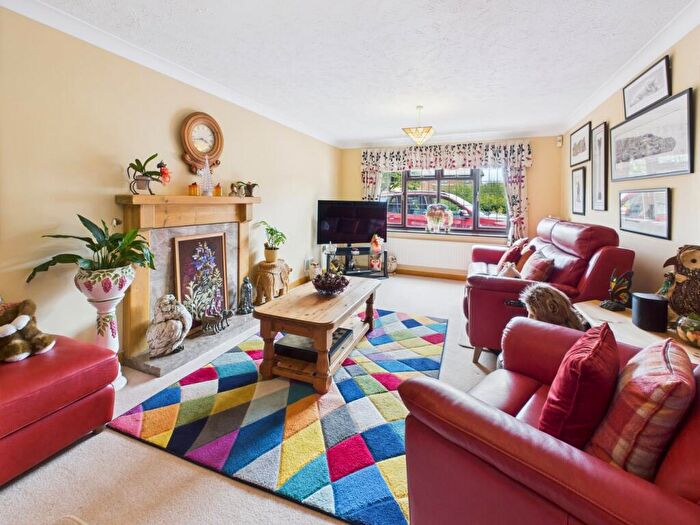 4 Bedroom Detached House For Sale In Southfield Drive, West Winch, King's Lynn, PE33