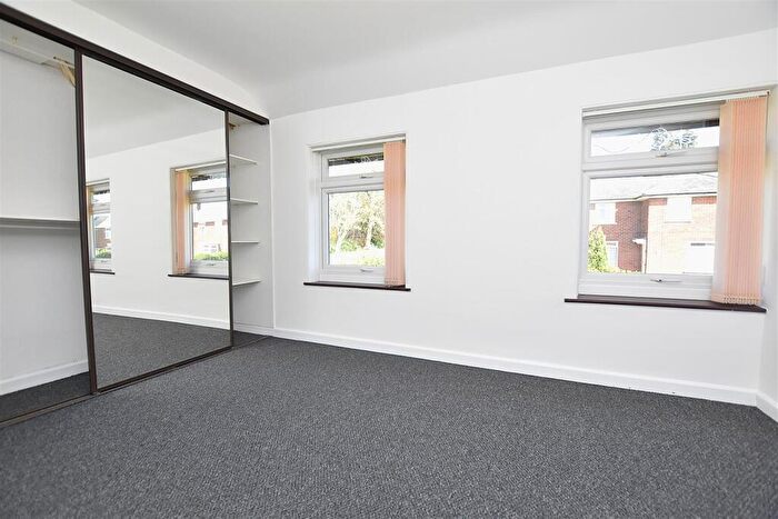 3 Bedroom Semi-Detached House For Sale In The Pines, Acton, Wrexham, LL12 - Photo 9