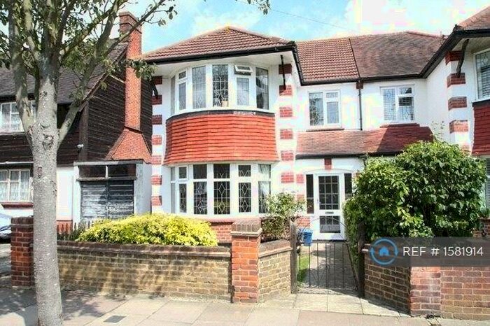 3 Bedroom Semi-Detached House To Rent In Eaton Road, Leigh-On-Sea, SS9