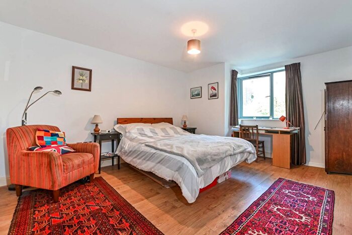 3 Bedroom Flat For Sale In Regents Park Road, Chalk Farm, London, NW1