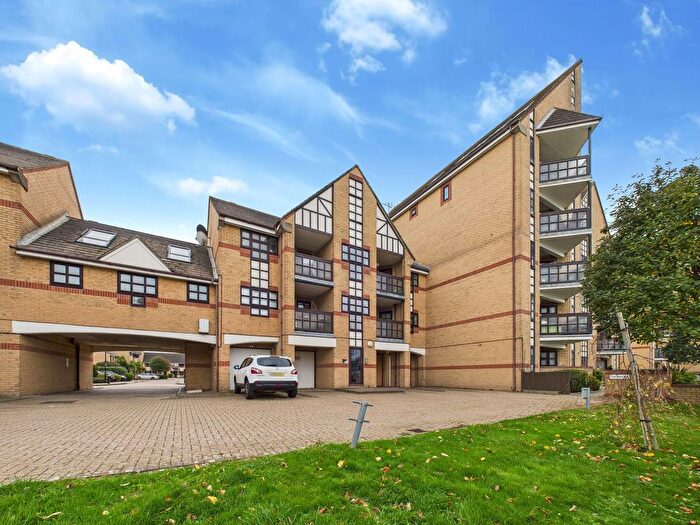 2 Bedroom Flat For Sale In Marys Place, Emerald Quay, Shoreham By Sea, BN43