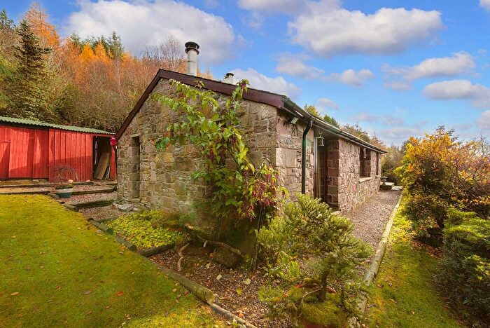 3 Bedroom Detached House For Sale In Glenisla, Blairgowrie, PH11