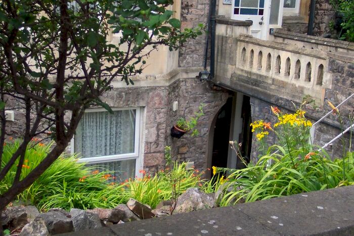 1 Bedroom Flat To Rent In Southside, Weston-Super-Mare, BS23