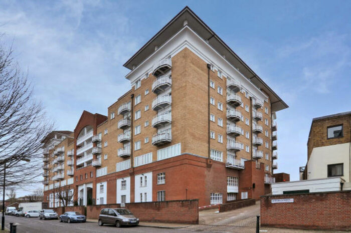 2 Bedroom Apartment To Rent In New Caledonian Wharf, Odessa Street, SE16