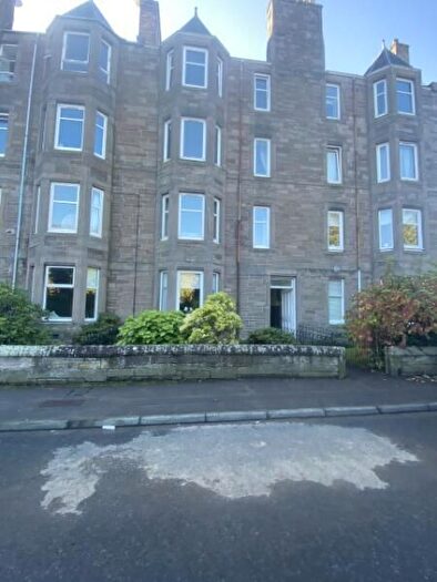 2 Bedroom Flat To Rent In Windsor Terrace, Perth, PH2