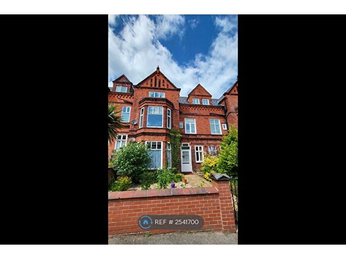 2 Bedroom Flat To Rent In Avenue Victoria, Scarborough, YO11